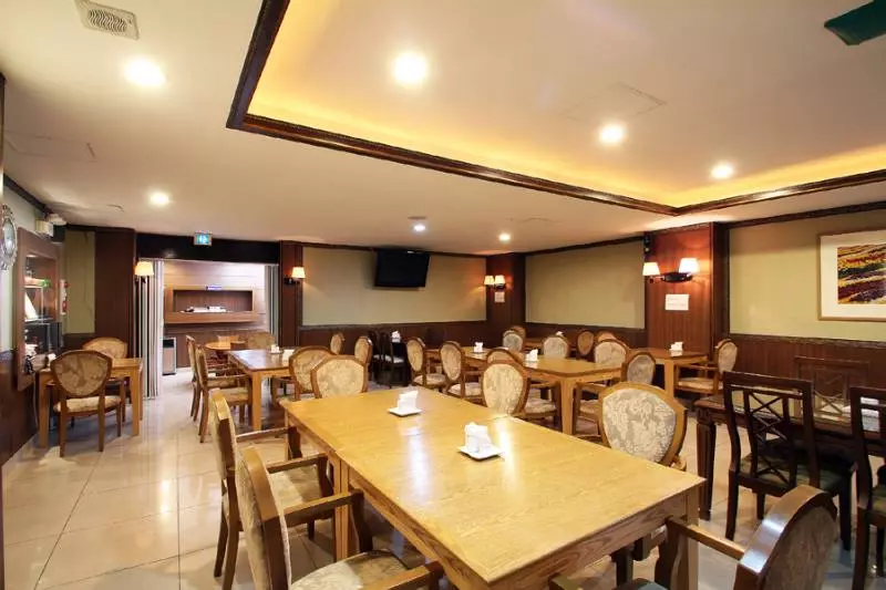 Fotos del hotel Reborn Suwon Silkroad:  9