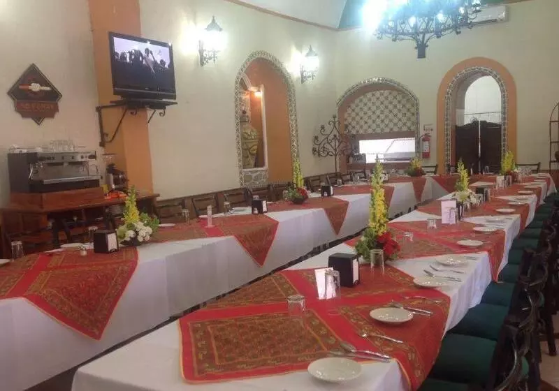 Fotos del hotel Tajin:  4