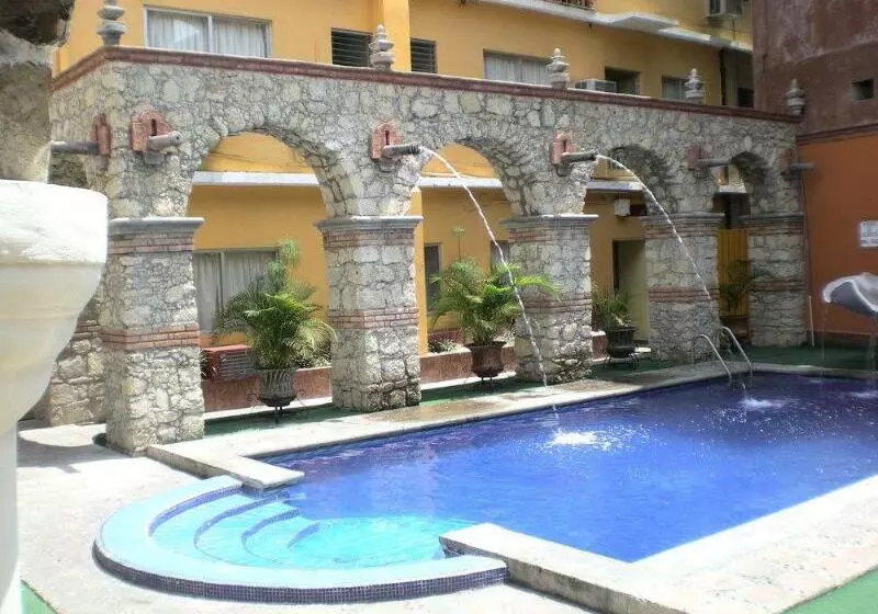 Fotos del hotel Tajin:  11