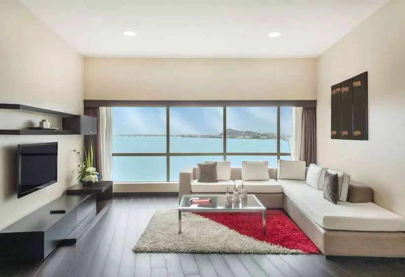 Fotos del hotel Wyndham Guayaquil, Puerto Santa Ana:  25