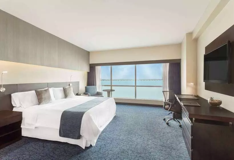 Fotos del hotel Wyndham Guayaquil, Puerto Santa Ana:  21