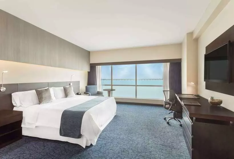 Fotos del hotel Wyndham Guayaquil, Puerto Santa Ana:  17