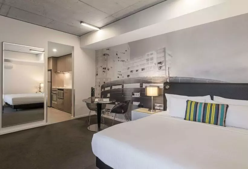 Fotos del hotel Oaks Melbourne On William Suites:  3