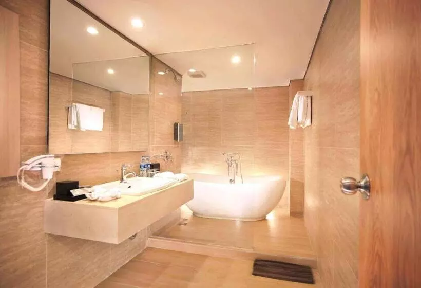 Fotos del hotel Harper Kuta Hotel By Aston:  4