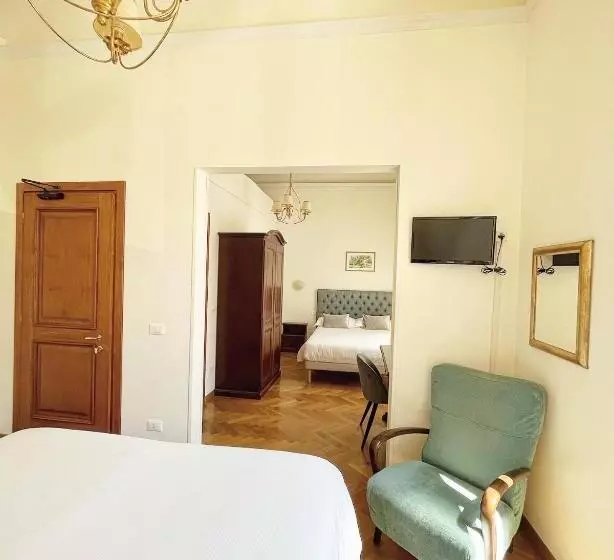 Fotos del hotel Cimabue 9:  2