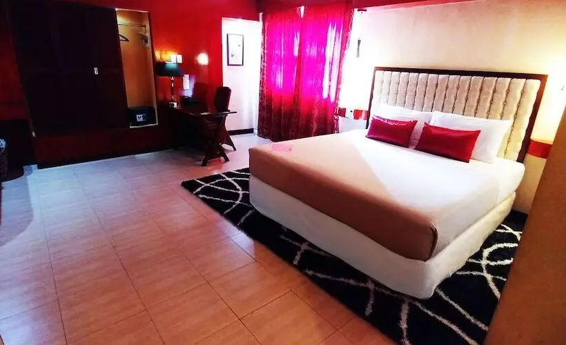 Fotos del hotel Cebu Dulcinea  And Suites:  19