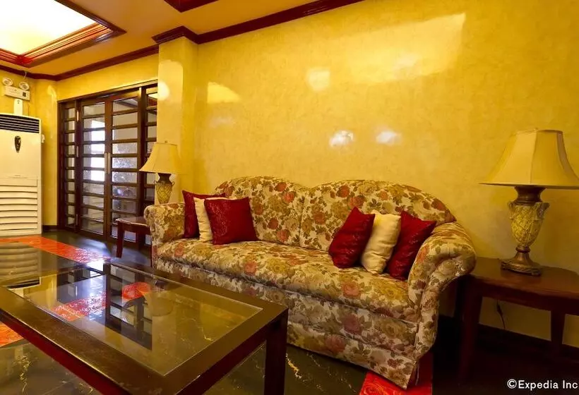 Fotos del hotel Cebu Dulcinea  And Suites:  7