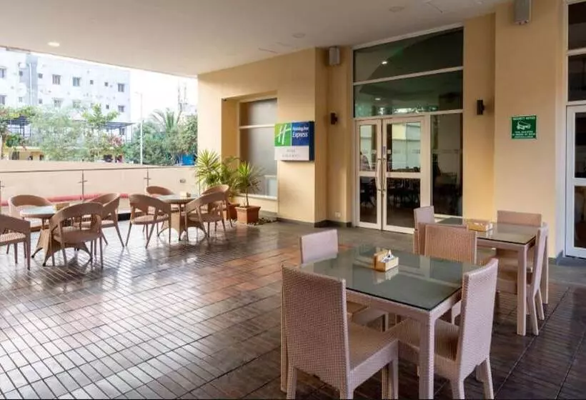 Fotos del hotel Holiday Inn Express Pune Hinjewadi, An Ihg:  6