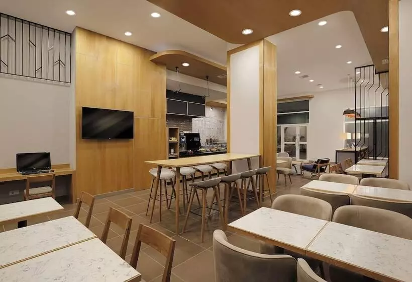 Fotos del hotel Holiday Inn Express Pune Hinjewadi, An Ihg:  5