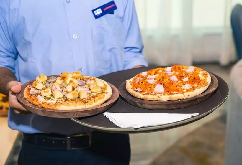 Fotos del hotel Holiday Inn Express Pune Hinjewadi, An Ihg:  23