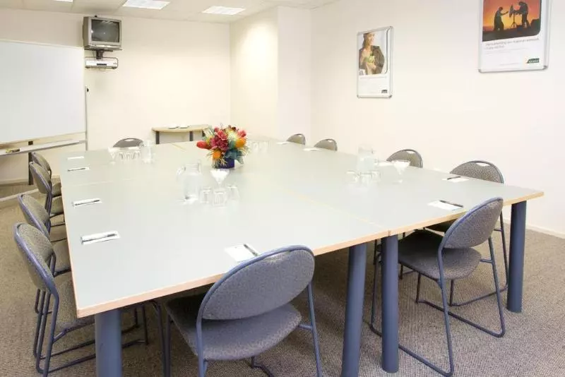 Fotos del hotel Quest On Johnston Serviced Apartments:  12