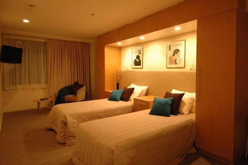 Fotos del hotel Quest On Johnston Serviced Apartments:  11