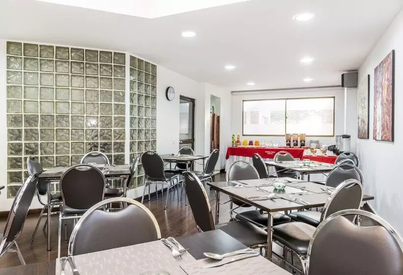 Fotos del hotel Travelers Fontana Plaza:  4