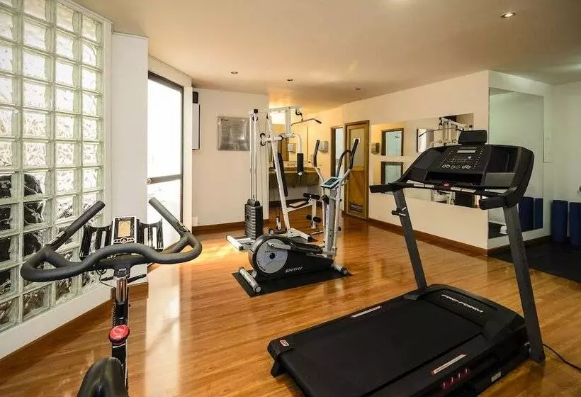 Fotos del hotel Travelers Fontana Plaza:  13