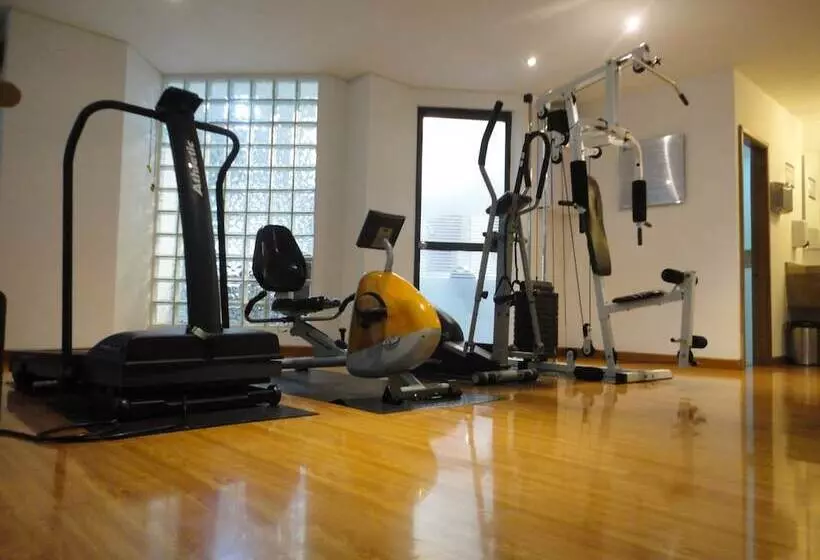 Fotos del hotel Travelers Fontana Plaza:  6