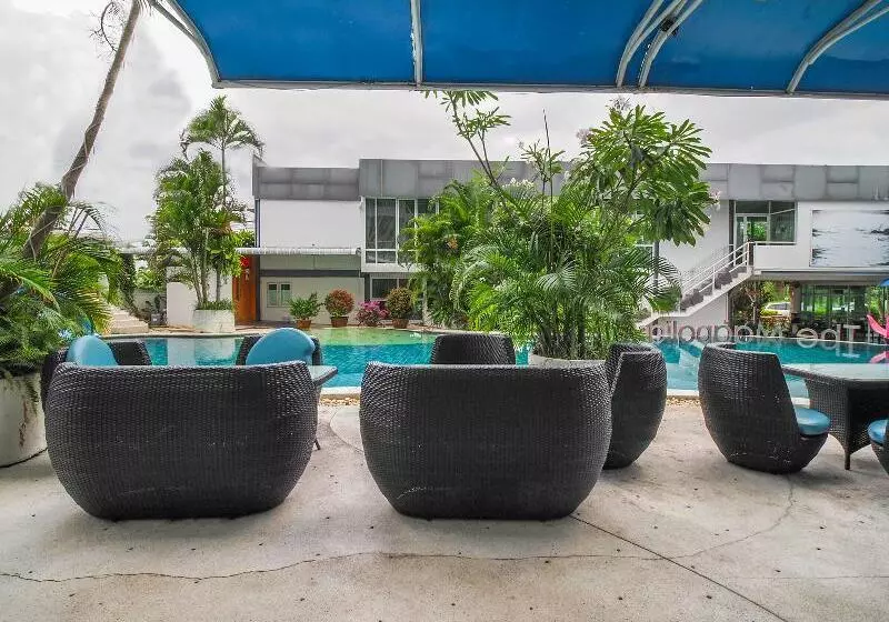 Fotos del hotel Capital O 998 The Magnolias Pattaya Boutique Resort:  12