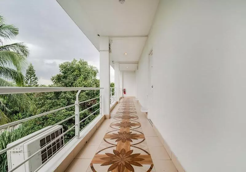 Fotos del hotel Capital O 998 The Magnolias Pattaya Boutique Resort:  7