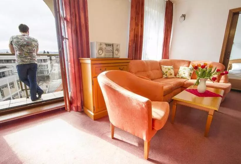 Fotos del hotel Grand:  7