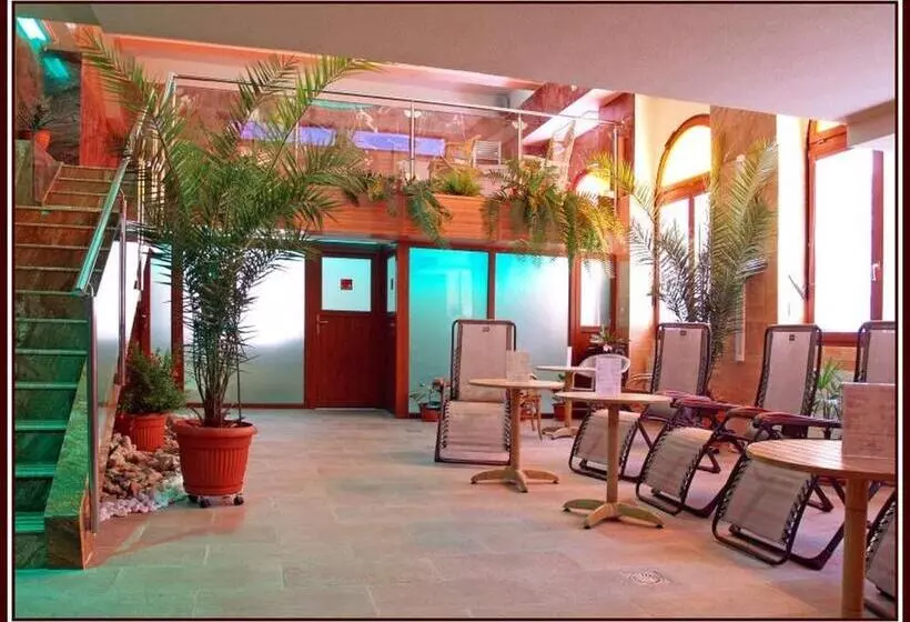 Fotos del hotel Grand:  8