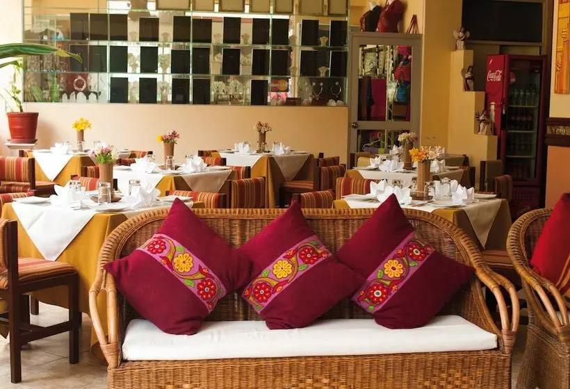 Fotos del hotel Taypikala Machupicchu:  7