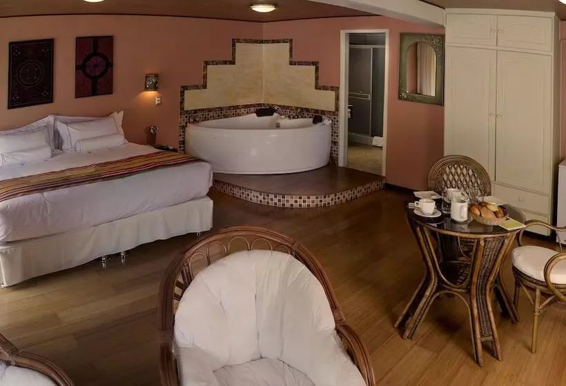 Fotos del hotel Taypikala Machupicchu:  16