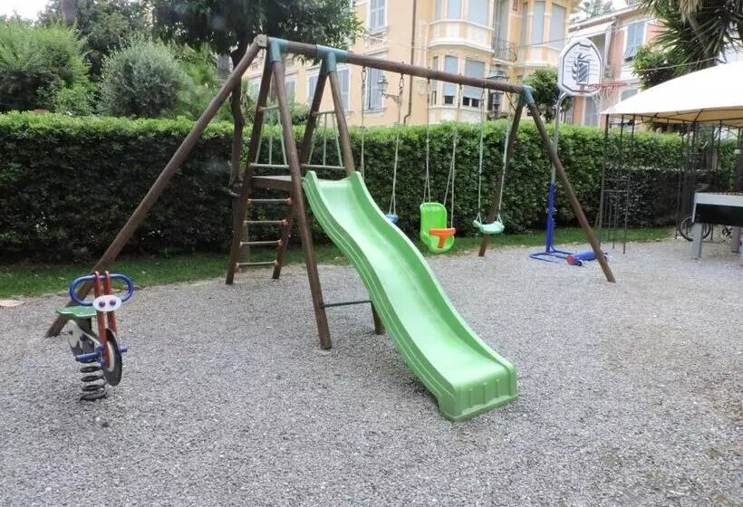 Fotos del hotel Alexander & Spa:  11