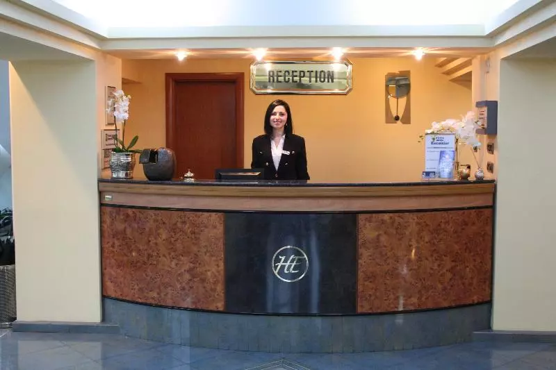 Fotos del hotel Excelsior:  8