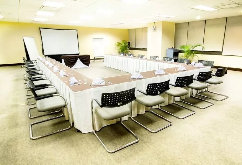 Fotos del hotel Aim Conference Center Manila:  7