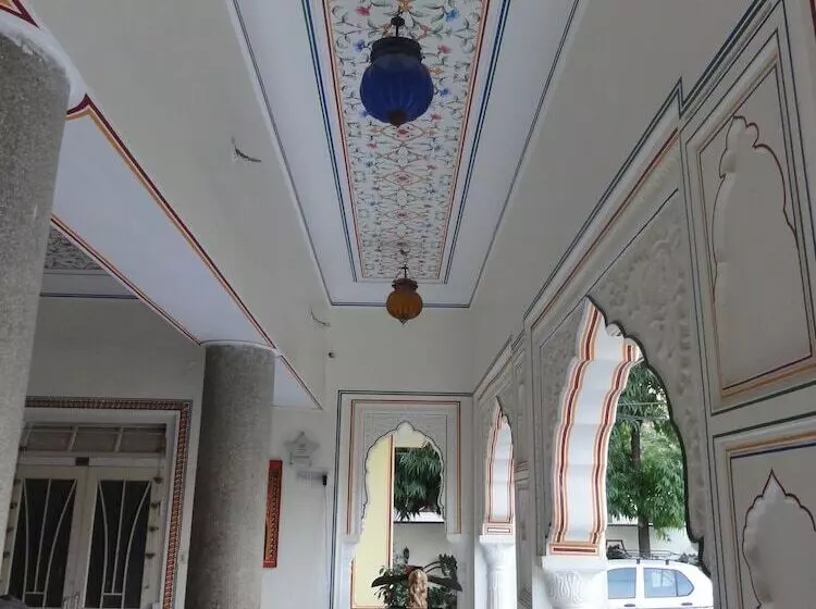 Fotos del hotel Krishna Palace:  2