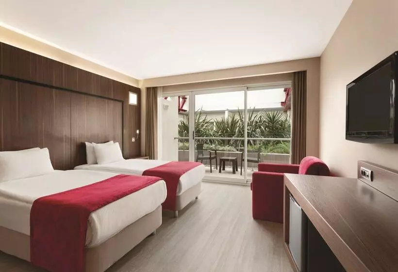 Fotos del hotel Ramada Encore By Wyndham Izmir:  15