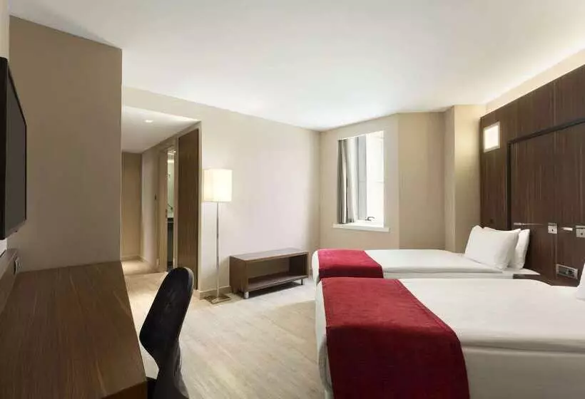 Fotos del hotel Ramada Encore By Wyndham Izmir:  6