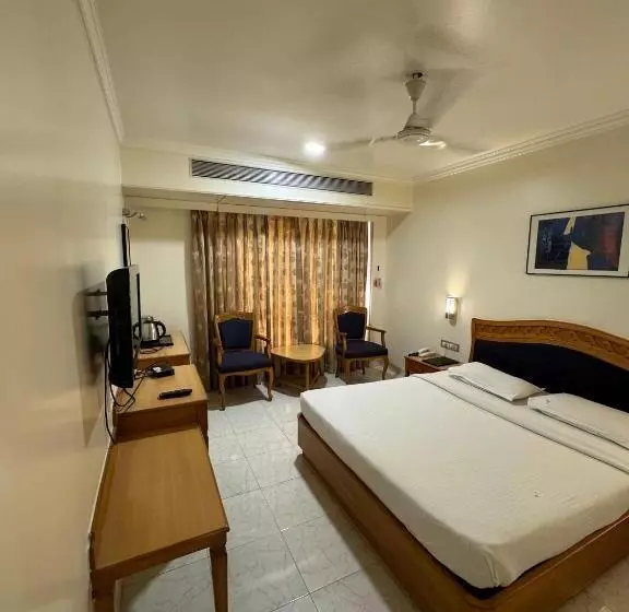 Fotos del hotel The Ambassador:  10