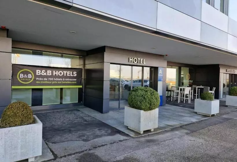 Discovery Hotel 3* Superior