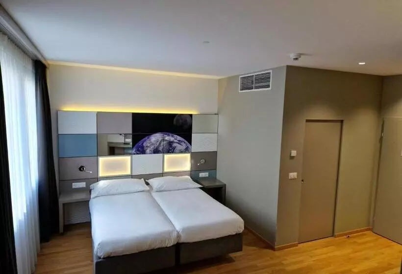 Fotos del hotel Discovery Hotel 3* Superior:  6