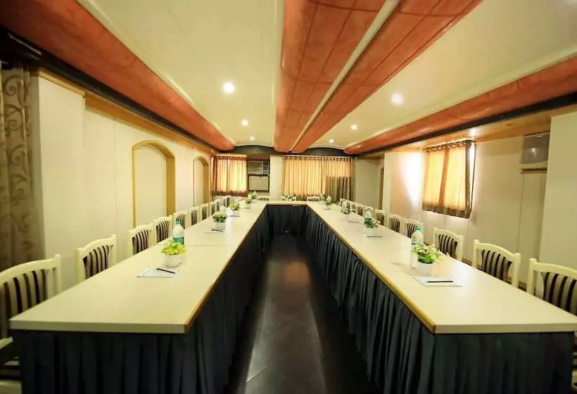 Fotos del hotel Ashish Palace:  4