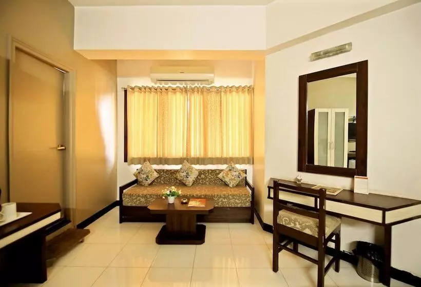 Fotos del hotel Ashish Palace:  7