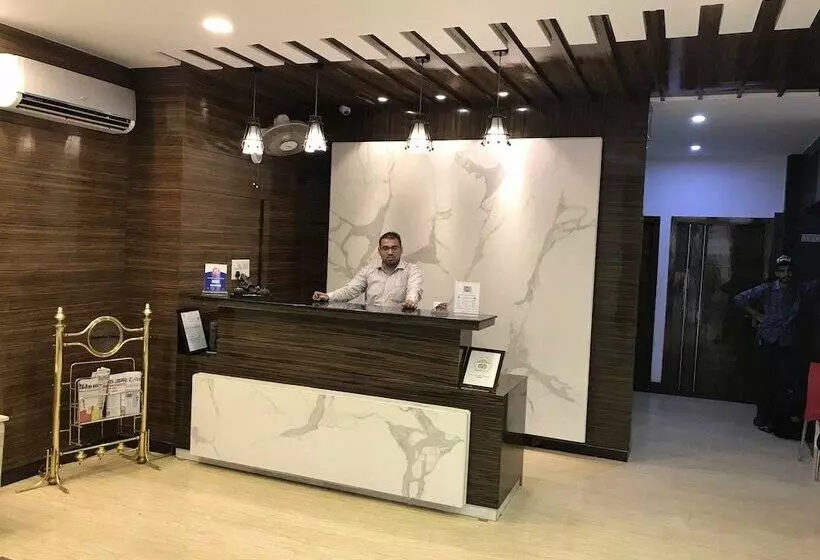 Fotos del hotel Namaskar Residency:  8