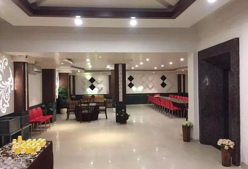 Fotos del hotel Namaskar Residency:  11