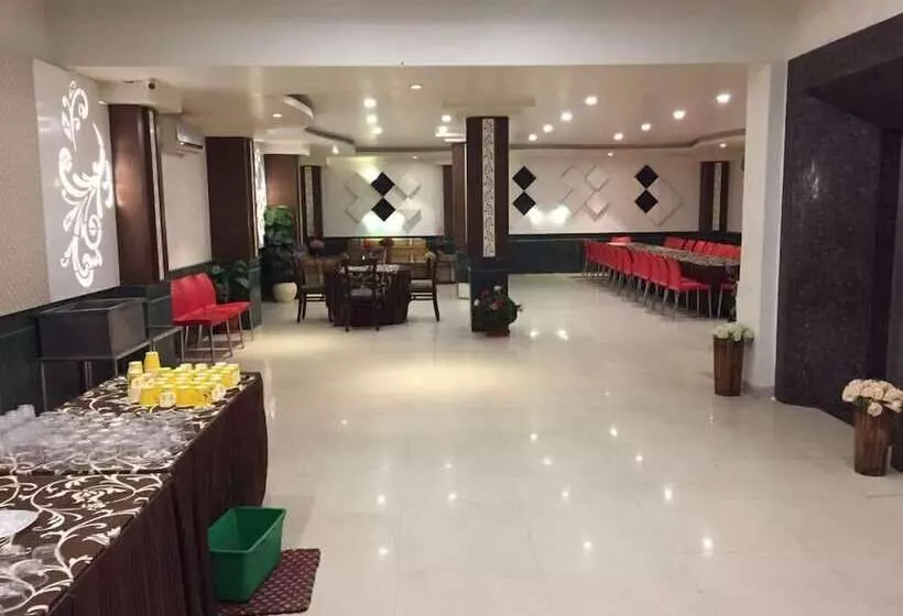 Fotos del hotel Namaskar Residency:  14