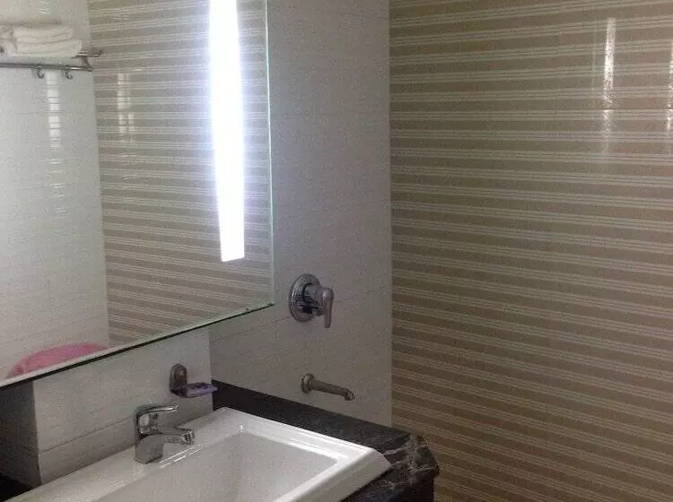 Fotos del hotel Namaskar Residency:  9