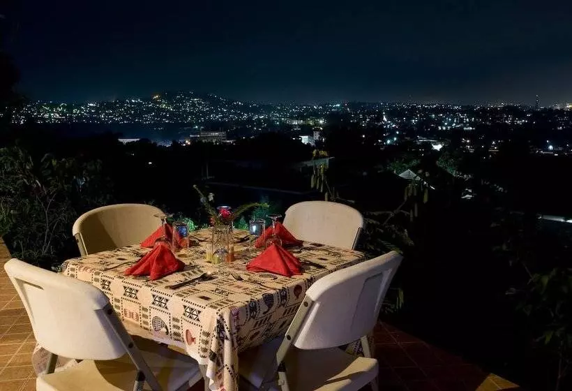 Fotos del hotel Afrique Suites:  9