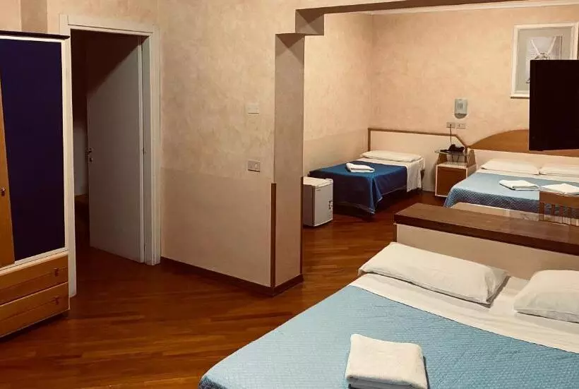 Fotos del hotel Soggiorno Athena:  14