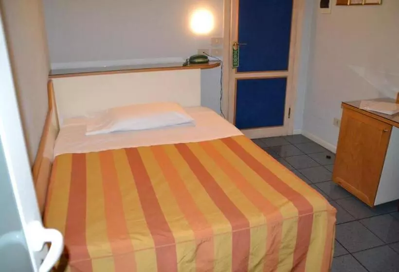 Fotos del hotel Soggiorno Athena:  20