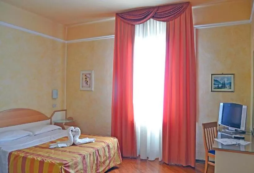 Fotos del hotel Soggiorno Athena:  22