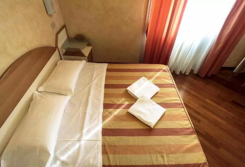 Fotos del hotel Soggiorno Athena:  8