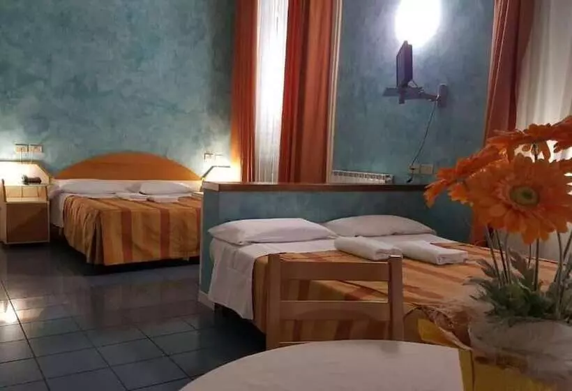 Fotos del hotel Soggiorno Athena:  24