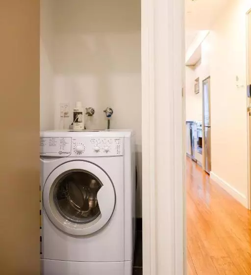 Fotos del hotel Boulcott Suites:  11