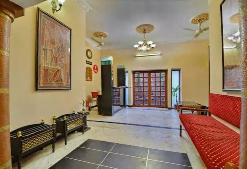 Fotos del hotel Pioneer Plaza Jodhpur:  3