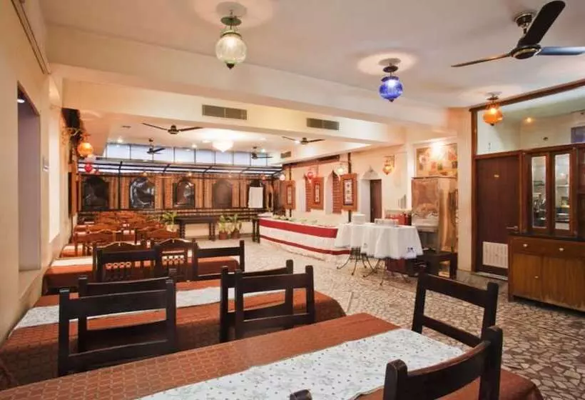 Fotos del hotel Pioneer Plaza Jodhpur:  4