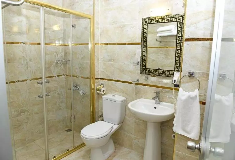 Fotos del hotel Grand Umit:  2